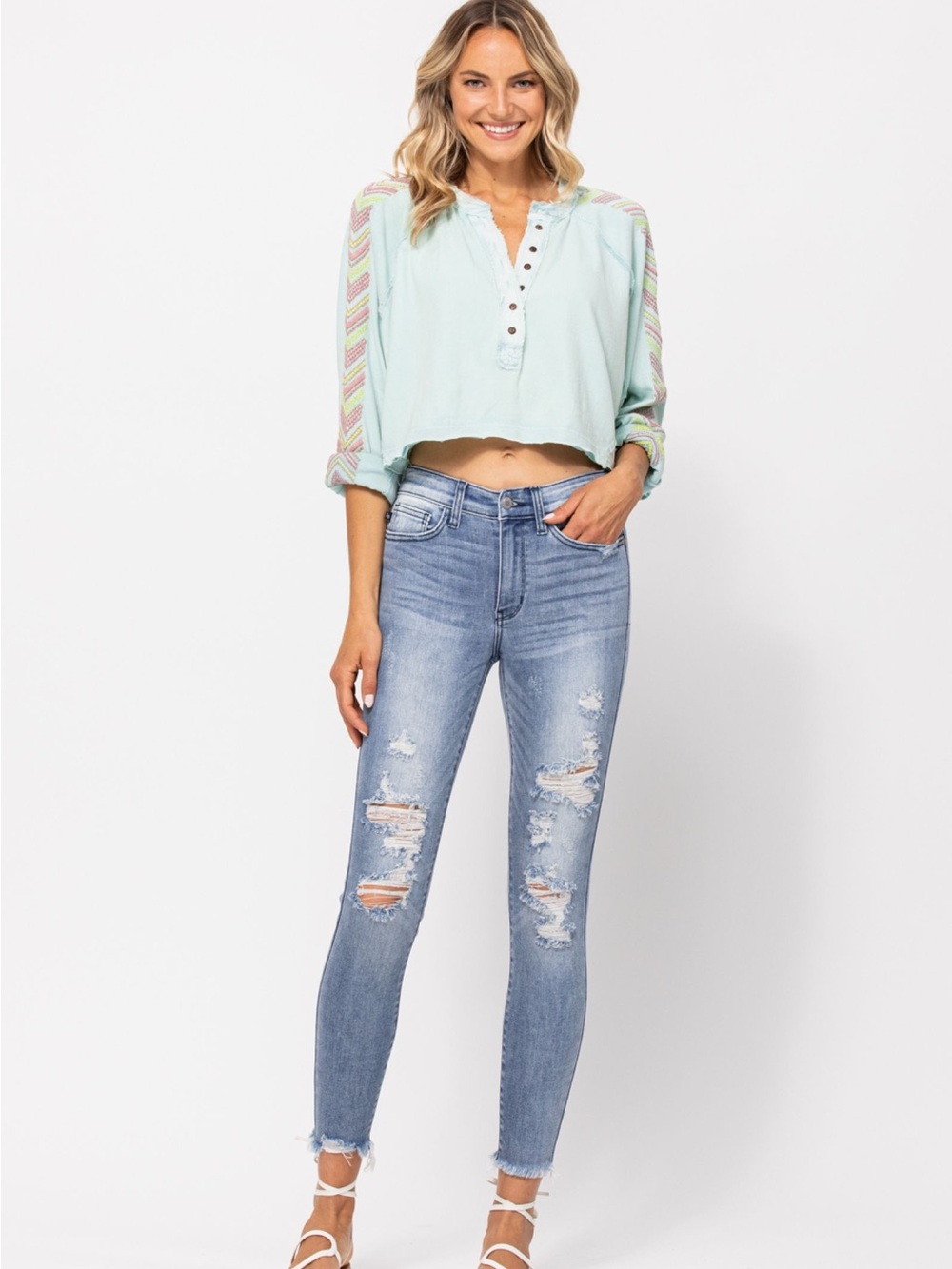 Judy Blue MID-RISE DESTROYED SKINNY